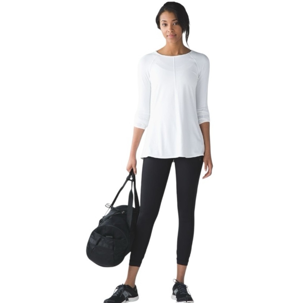 EUC Lululemon Making Moves Long Sleeve Size 6 - Picture 2 of 12